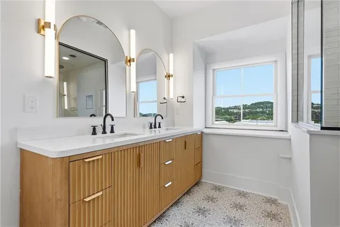 $899,000 | 3329 Liberty Avenue, Pittsburgh, PA 15201