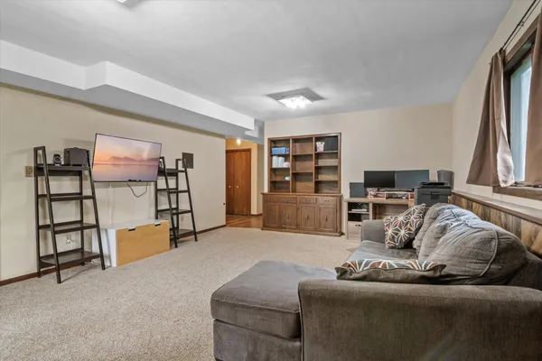 $285,000 | 280 Colfax Avenue Northeast, Hector, MN 55342