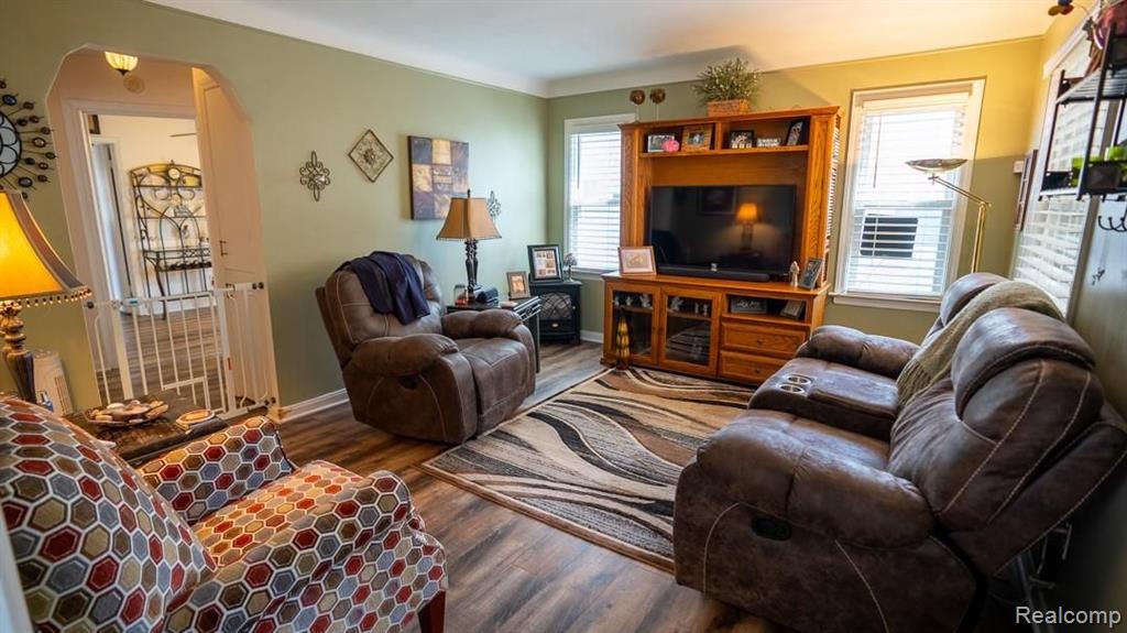 21772 Rausch Avenue Eastpointe, MI 48021 - Photo 12 of 23