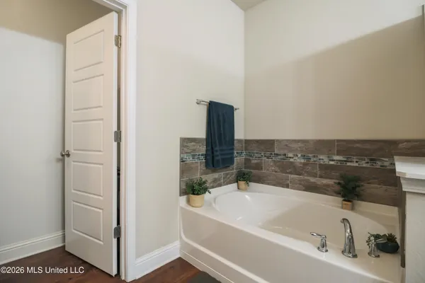 $364,900 | 6626 Sugarcane Circle, Ocean Springs, MS 39564