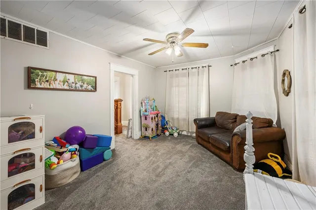 $159,500 | 417 West 5th Street, Chanute, KS 66720