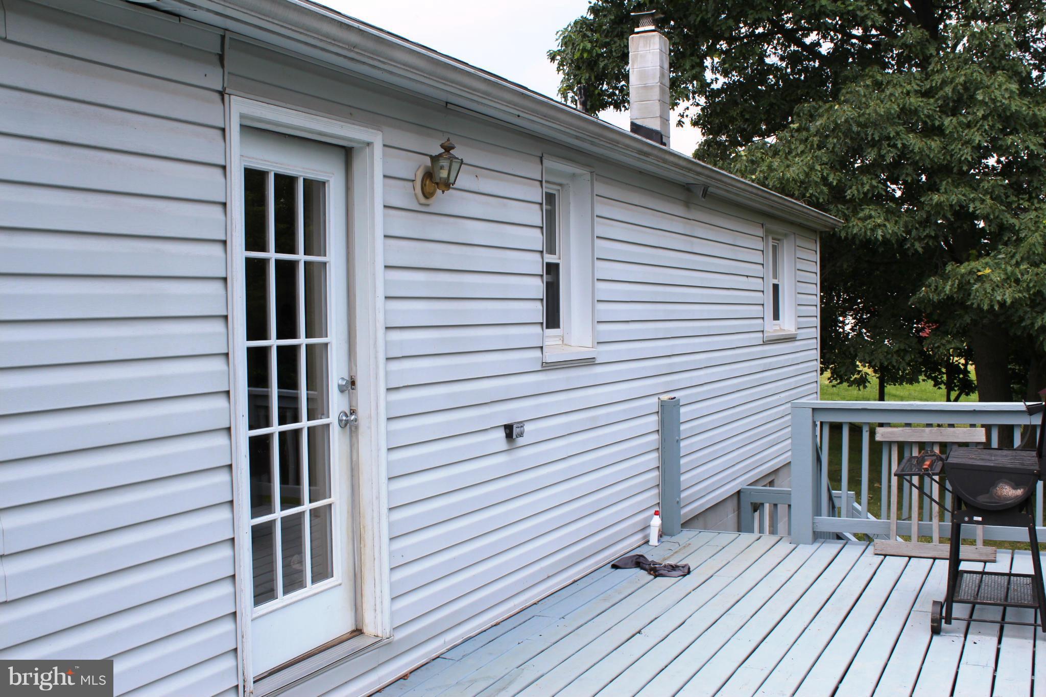 13127 Independence Road Clear Spring, MD 21722 - Photo 22 of 30 Deck