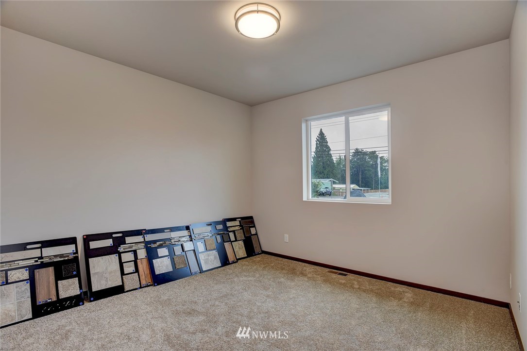 3506 Springbrook Lane Bremerton, WA 98310 - Photo 15 of 20 Gallery Image 15