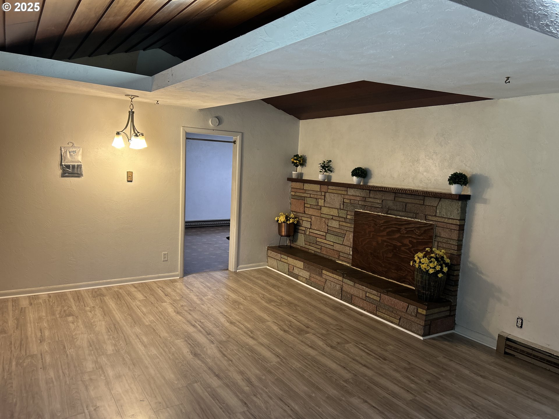 21223 Northwest Bendemeer Road Hillsboro, OR 97124 - Photo 13 of 33 Gallery Image 13