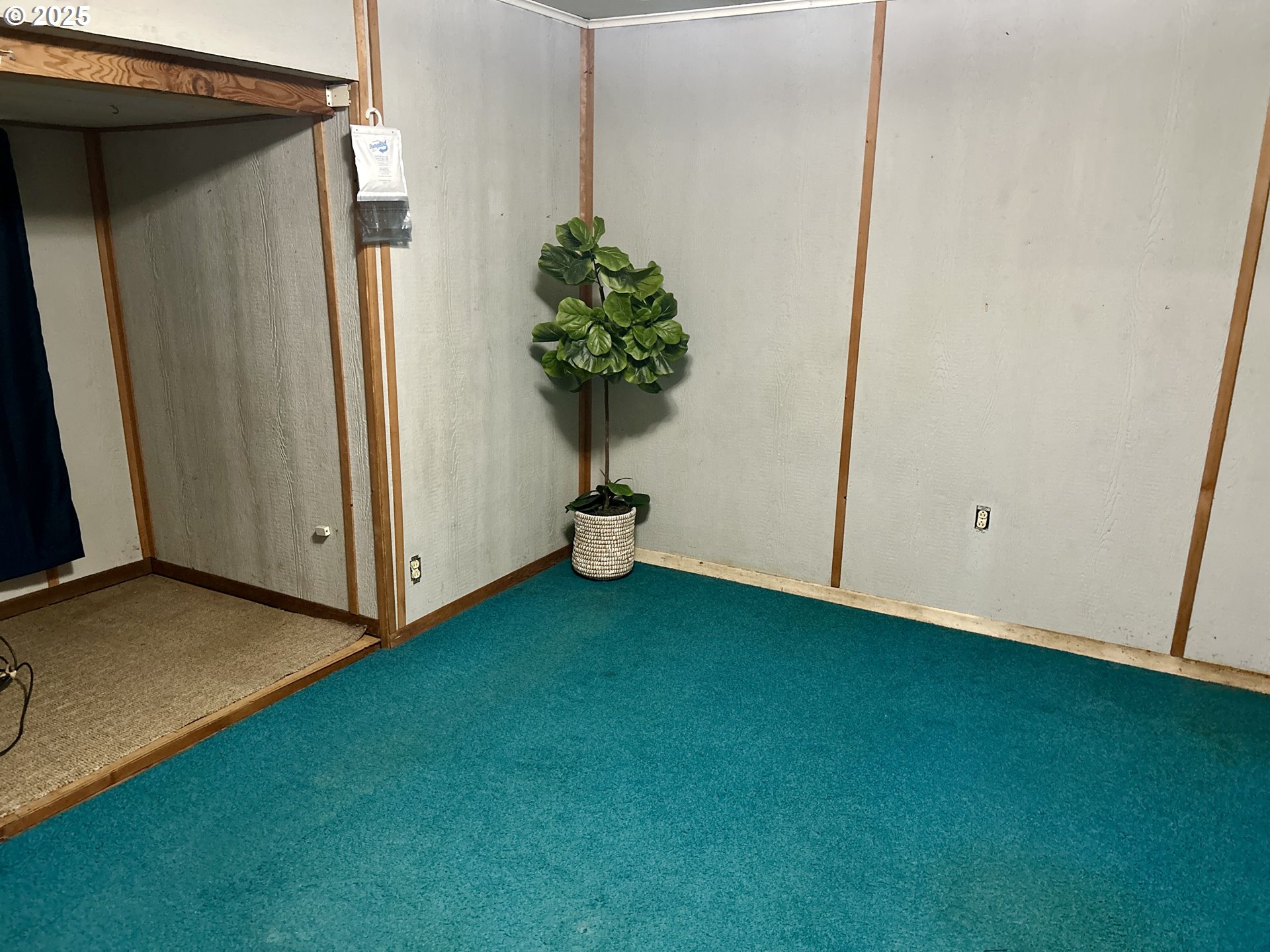21223 Northwest Bendemeer Road Hillsboro, OR 97124 - Photo 19 of 33 Gallery Image 19