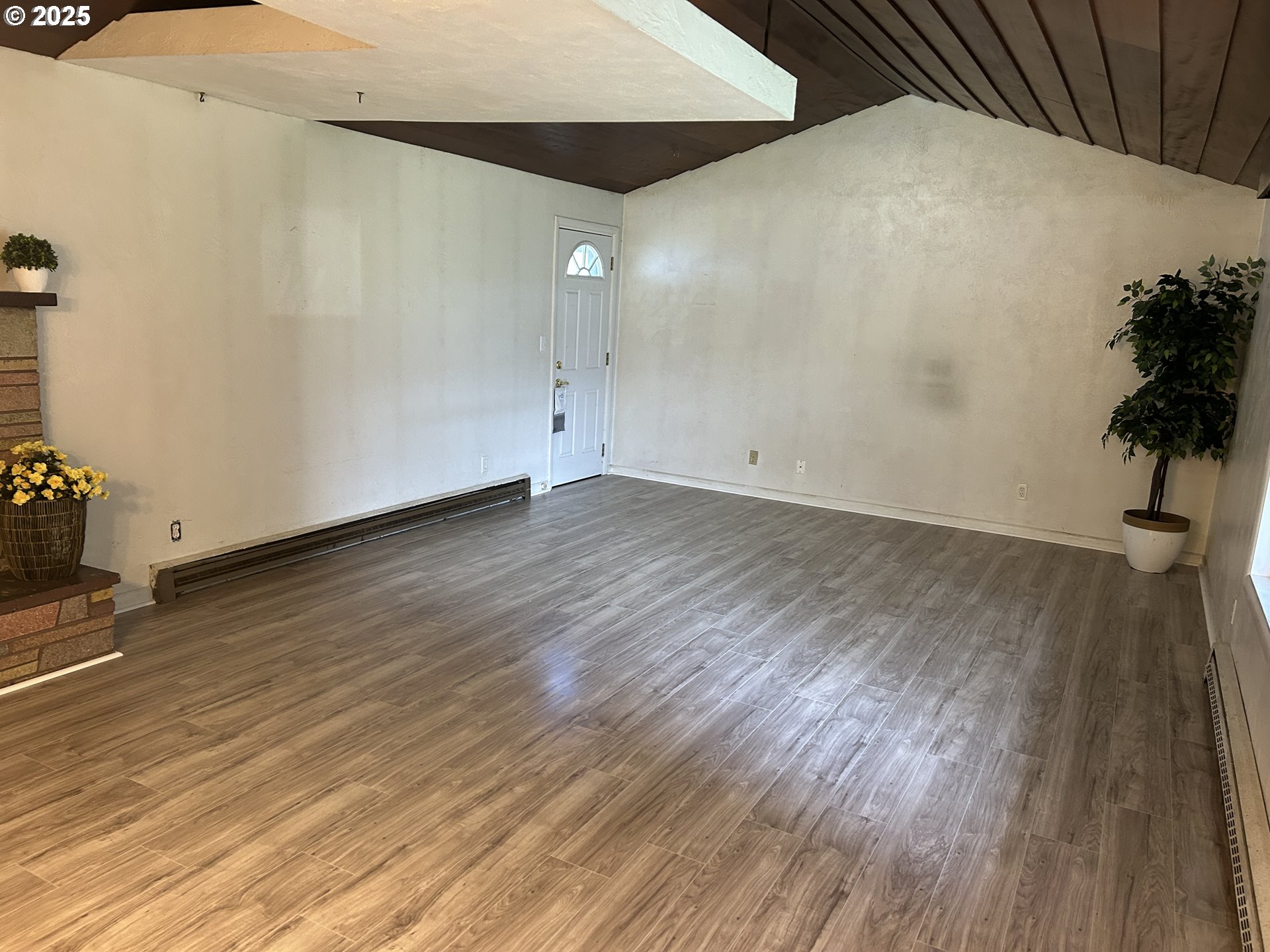 21223 Northwest Bendemeer Road Hillsboro, OR 97124 - Photo 6 of 33 Gallery Image 6