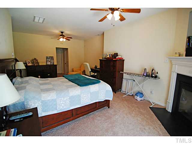 7639 Winners Edge Street Raleigh, NC 27617 - Photo 18 of 25