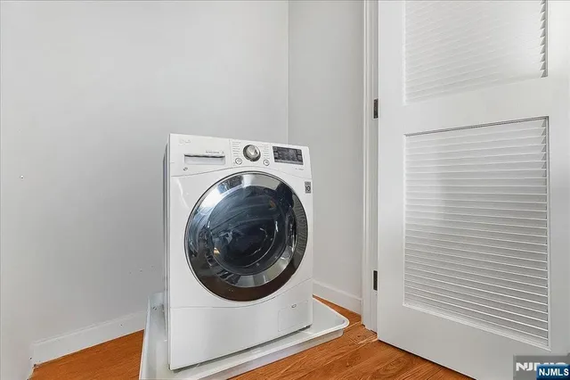 $349,000 | 186 Wayne Street, Unit 214D, Jersey City, NJ 07302