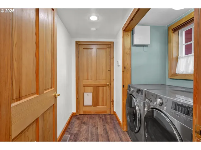 a view of outdoor space