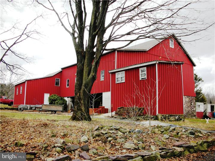 3967 Parestis Road Barto, PA 19504 - Photo 11 of 16 Barn