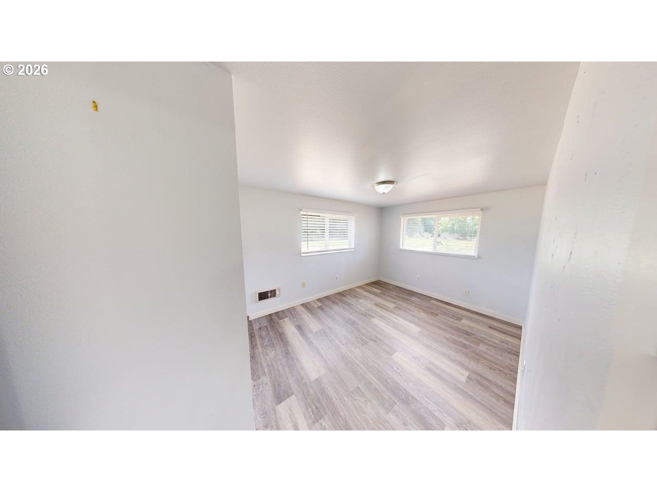 965 Southwest Pucker Huddle Road White Salmon, WA 98672 - Photo 19 of 31