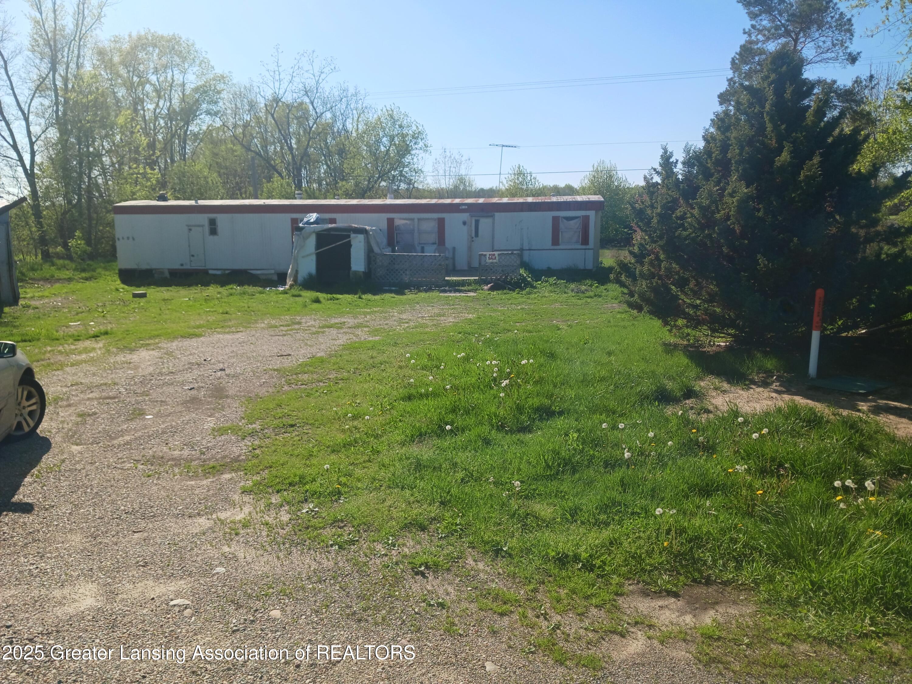 5340 Old Plank Road Onondaga, MI 49264 - Photo 3 of 10 20250508_171501