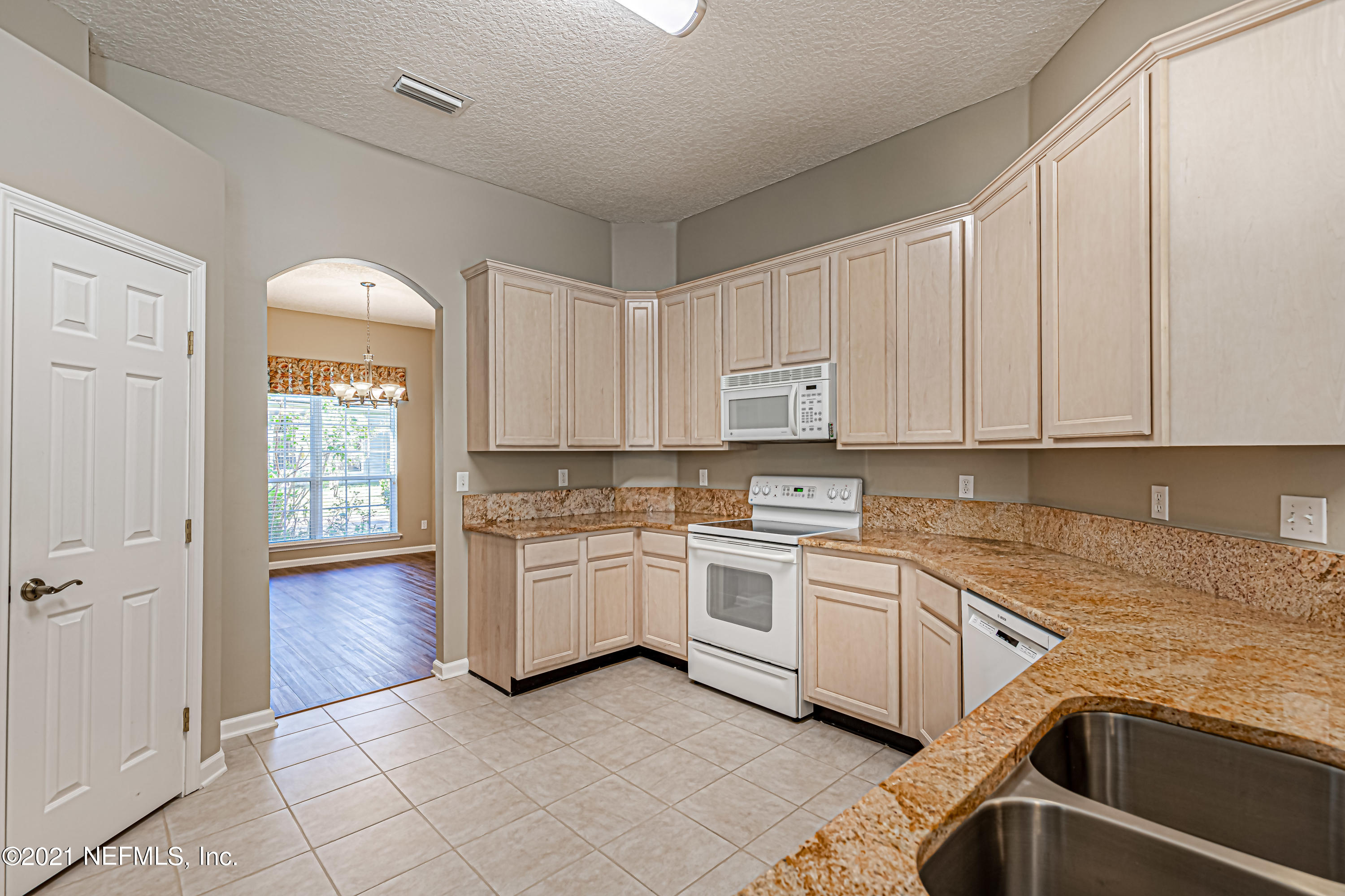 593 Reflection Cove Road Jacksonville, FL 32218 - Photo 14 of 50 14-Kitchen