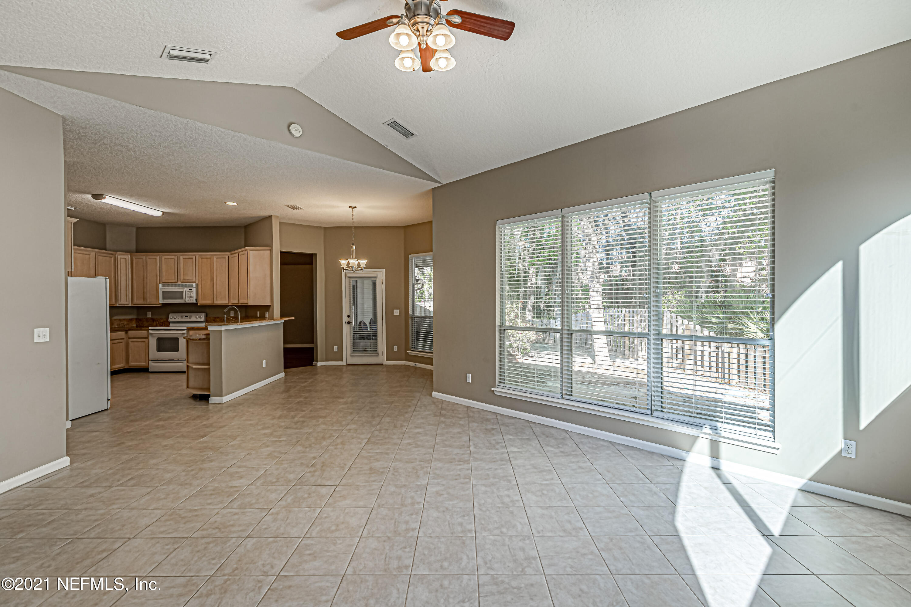 593 Reflection Cove Road Jacksonville, FL 32218 - Photo 21 of 50 21-Family Room