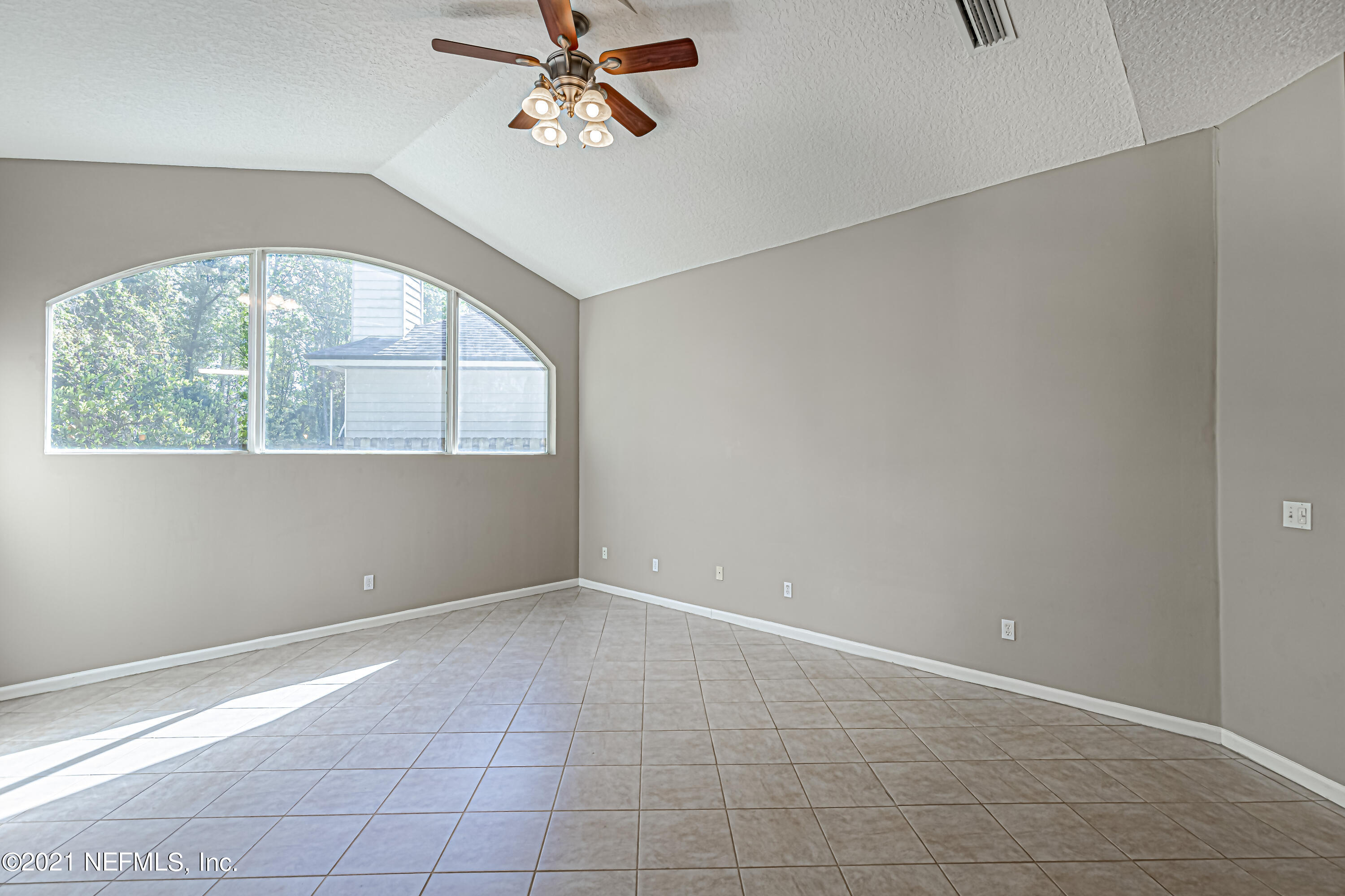593 Reflection Cove Road Jacksonville, FL 32218 - Photo 22 of 50 22-Family Room