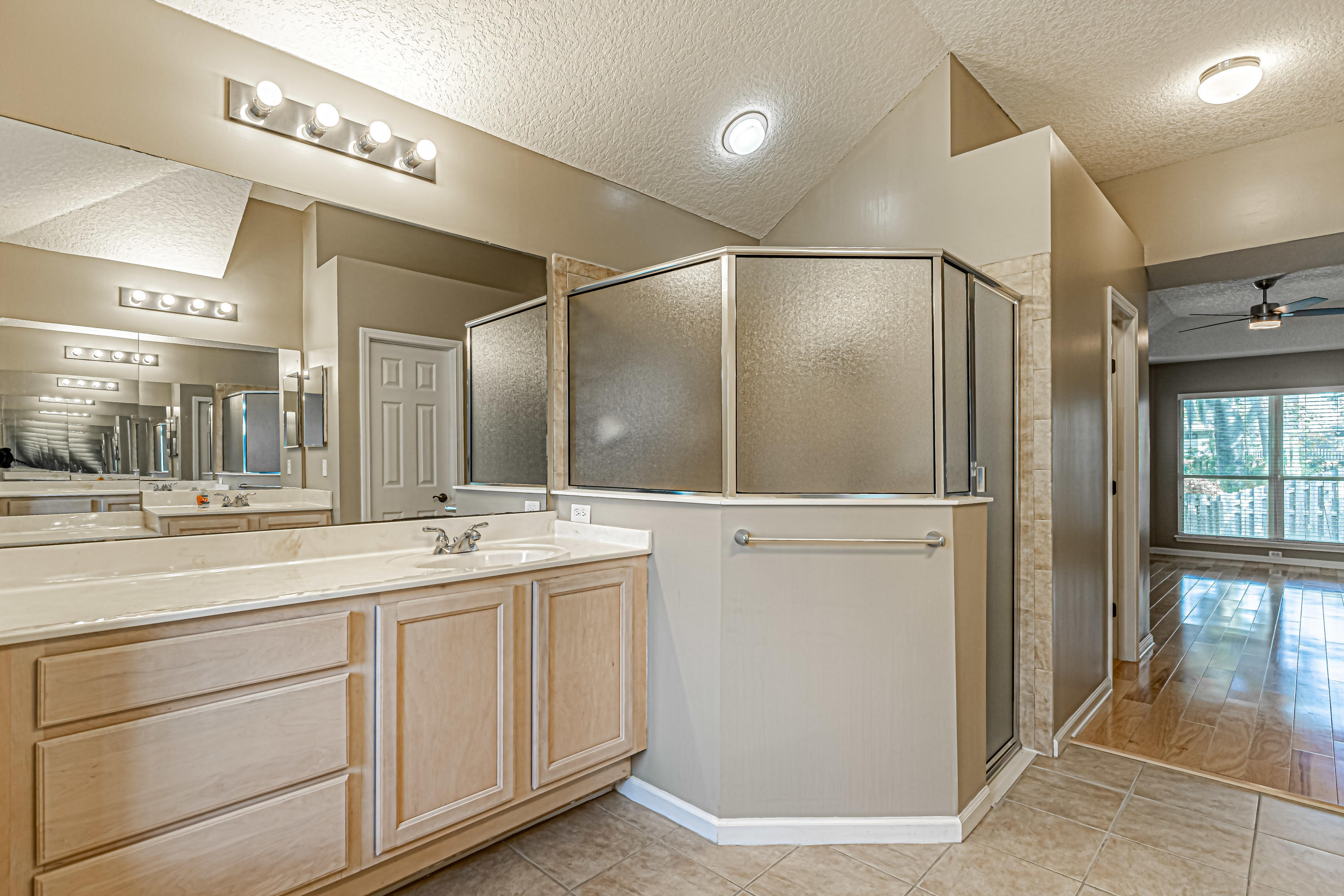593 Reflection Cove Road Jacksonville, FL 32218 - Photo 34 of 50 34-Owner's Bathroom