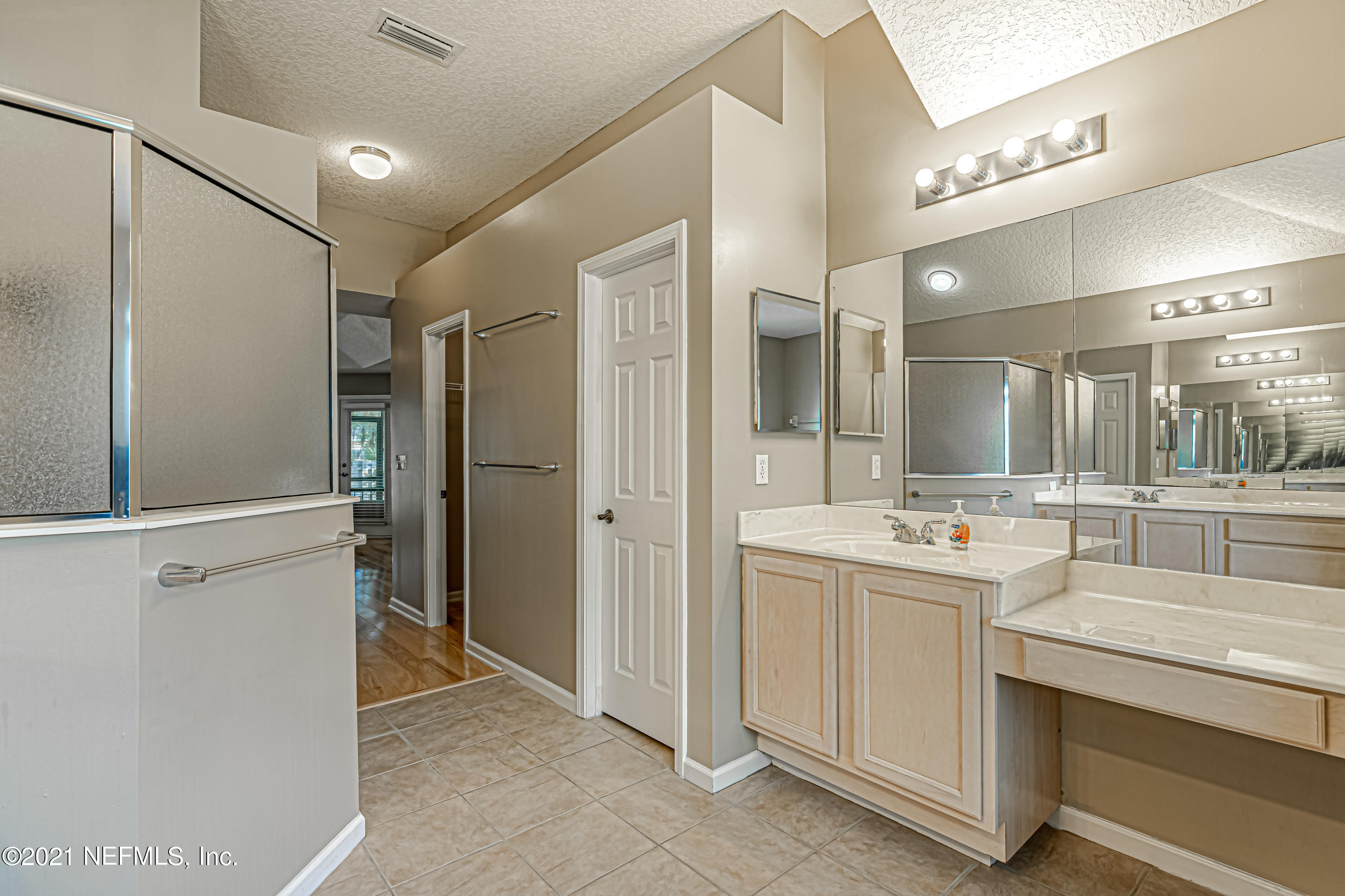 593 Reflection Cove Road Jacksonville, FL 32218 - Photo 35 of 50 35-Owner's Bathroom