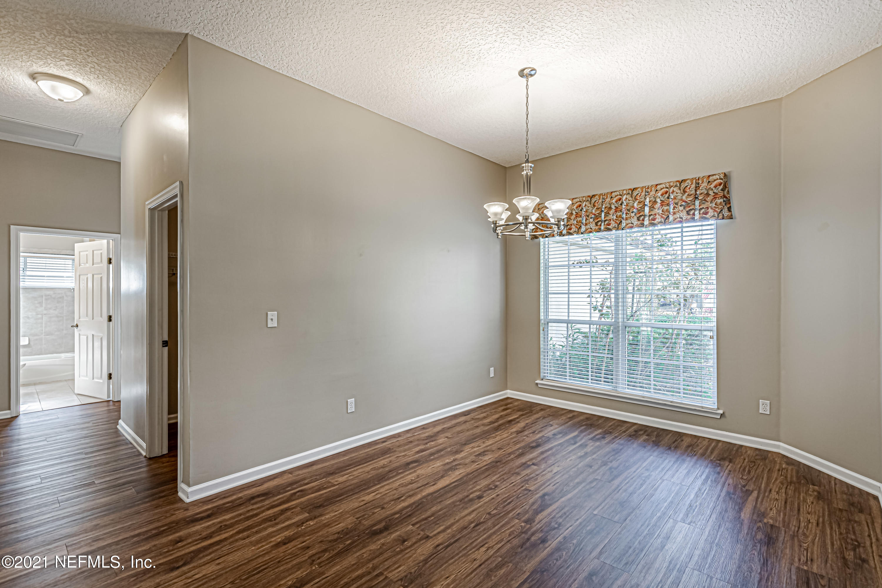 593 Reflection Cove Road Jacksonville, FL 32218 - Photo 10 of 50 10-Dining Room