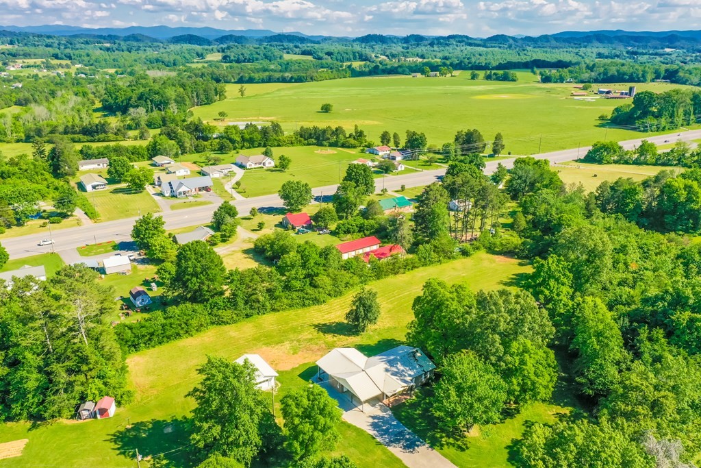 240 Lands Road Madisonville, TN 37354 - Photo 47 of 60 Gallery Image 47