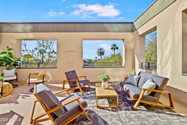 $695,000 | 1326 North Central Avenue, Unit 210, Phoenix, AZ 85004