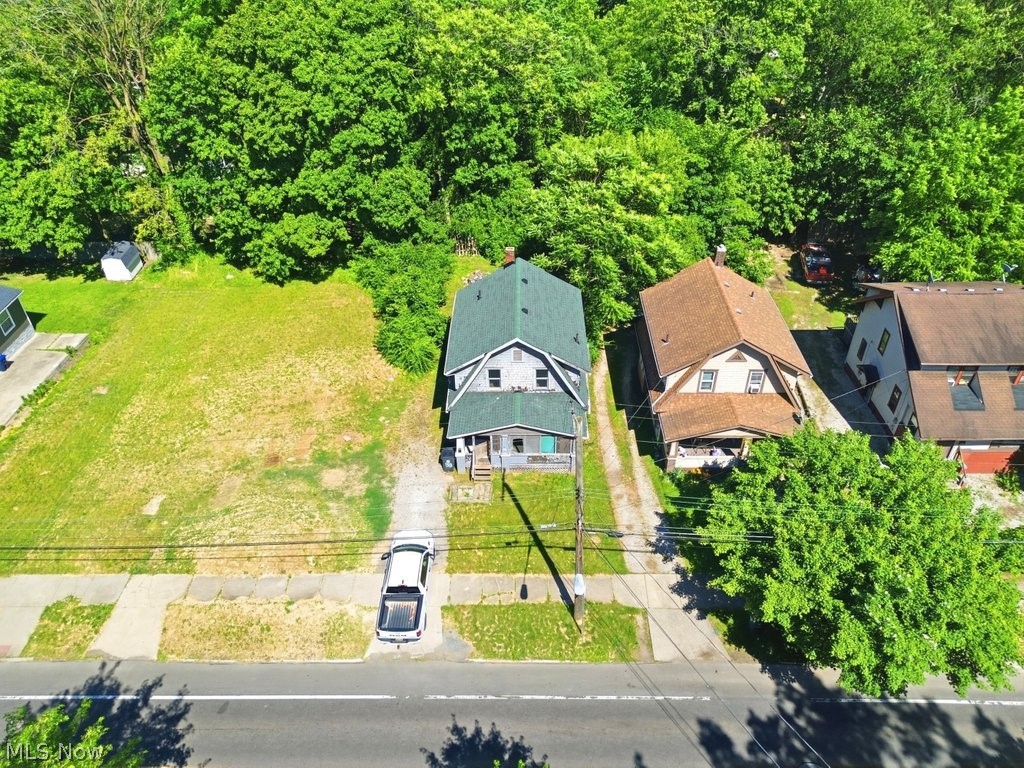 1313 Manchester Road Akron, OH 44307 - Photo 23 of 28