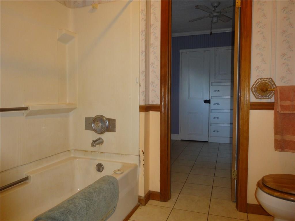 158-176 Stoup Road Mars, PA 16046 - Photo 17 of 25 Gallery Image 17