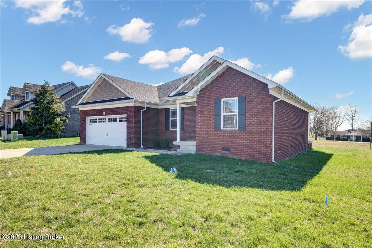 105 Ruth Lane Bardstown, KY 40004 - Photo 2 of 32 Side View