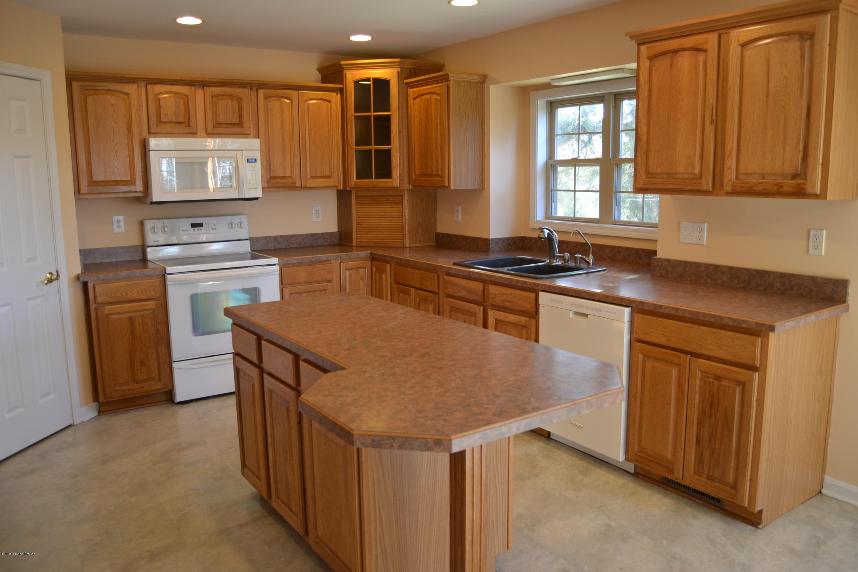 2849 Cedarmore Road Bagdad, KY 40003 - Photo 11 of 50 15