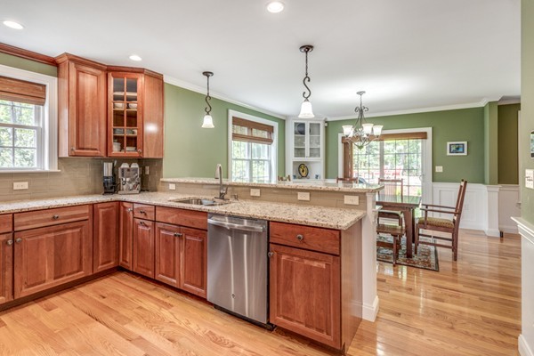 6 Robinson Road, Unit 15 Lexington, MA 02420 - Photo 7 of 25