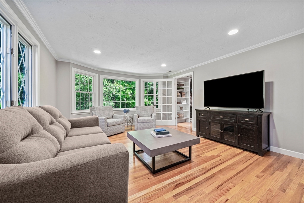 1 Bush Pond Road Norfolk, MA 02056 - Photo 4 of 42 Gallery Image 4