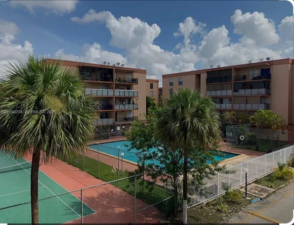 $2,000 | 1990 West 56th Street, Unit 1128, Hialeah, FL 33012