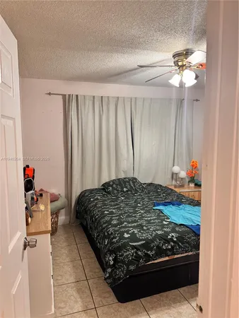 $2,000 | 1990 West 56th Street, Unit 1128, Hialeah, FL 33012