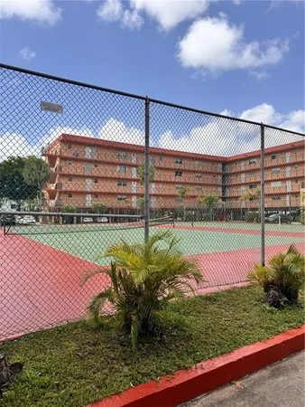 $2,000 | 1990 West 56th Street, Unit 1128, Hialeah, FL 33012