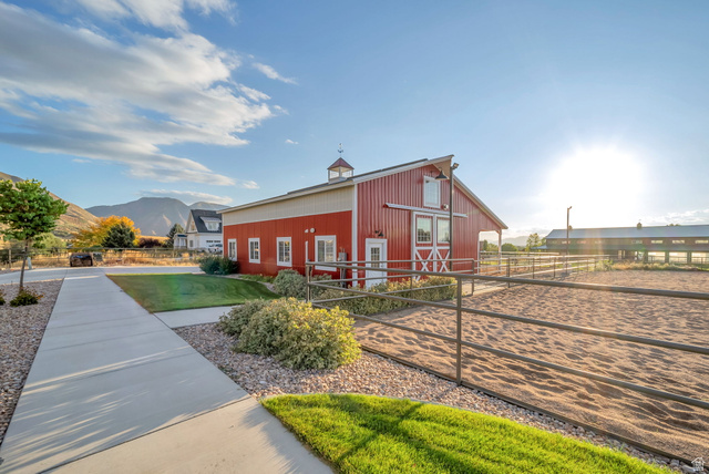748 Sierra View Drive Mapleton, UT 84664 - Photo 4 of 22