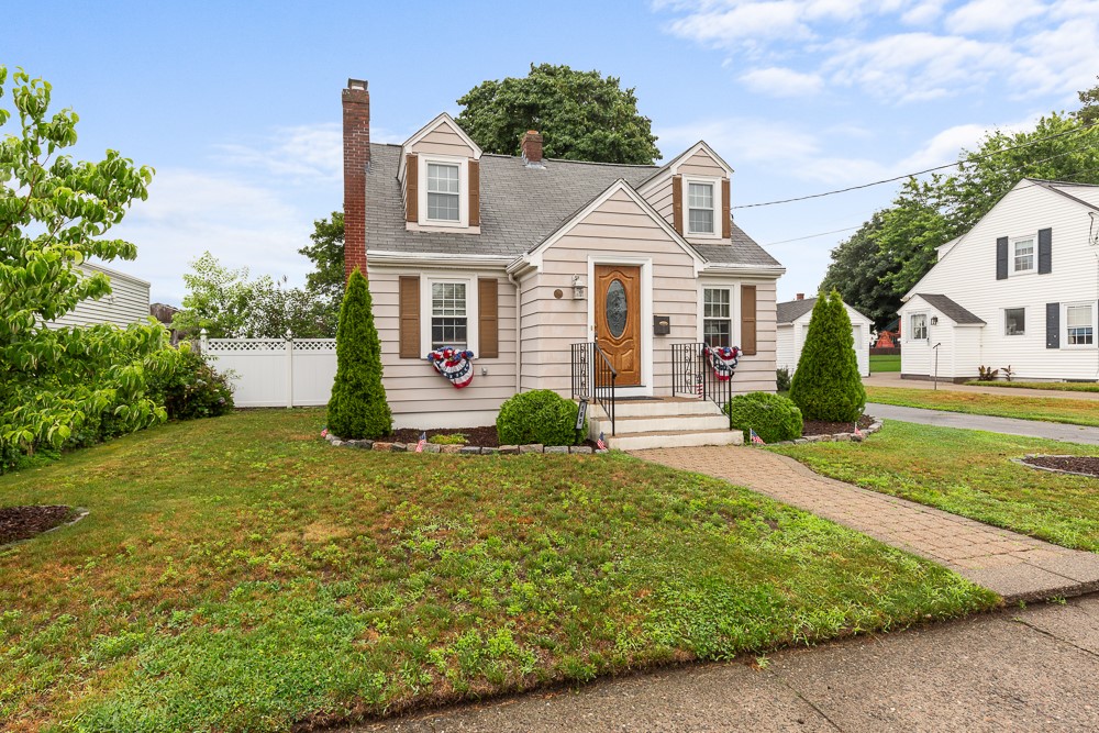 165 2nd Street Pawtucket, RI 02861 - Photo 3 of 49