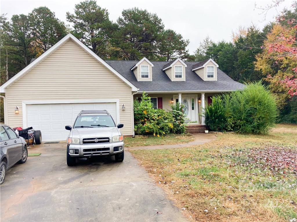 9130 Dogwood Ridge Drive, Charlotte, NC 28227 Compass