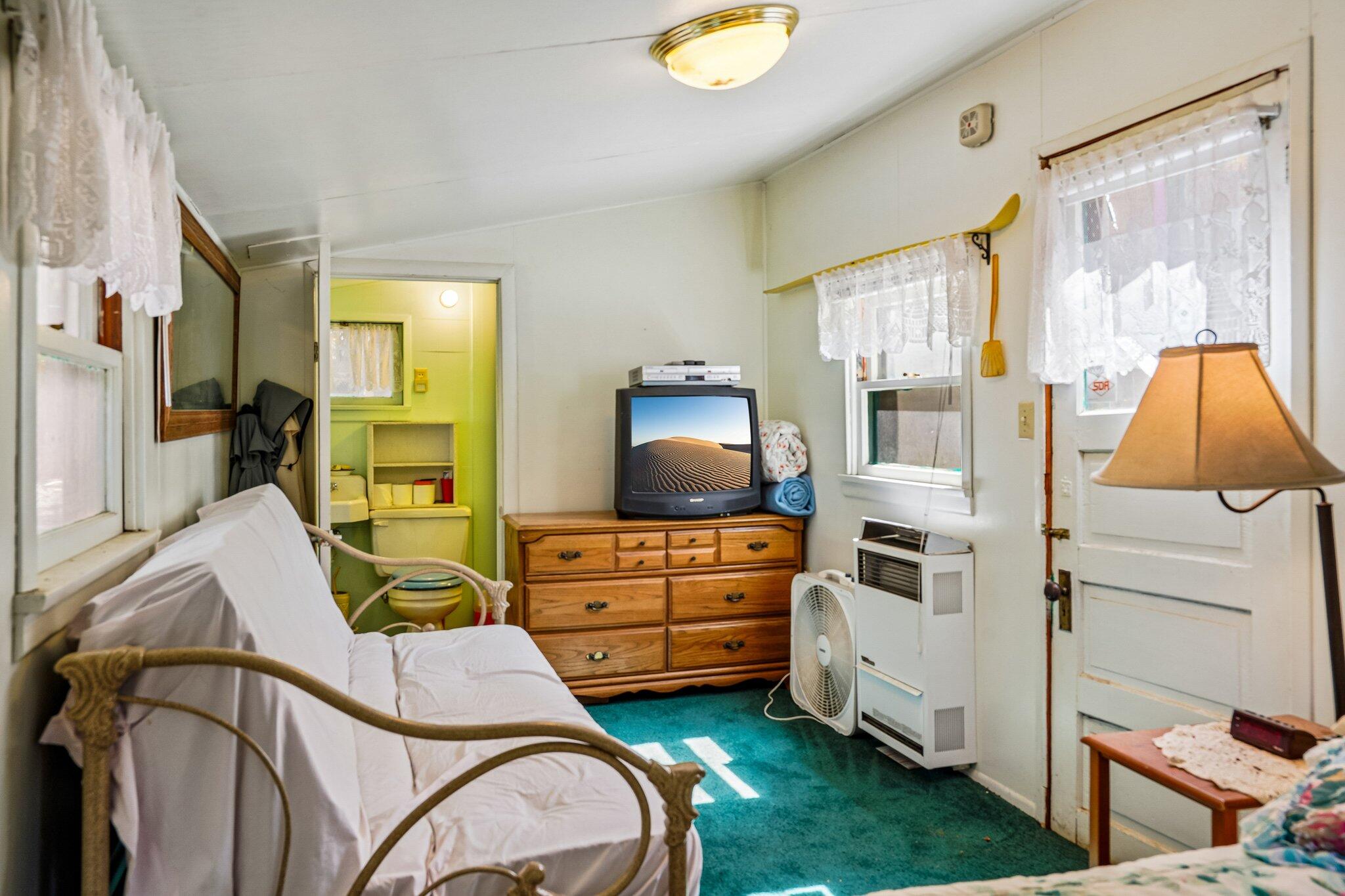 25145 Fern Valley Road Idyllwild, CA 92549 - Photo 18 of 26 18-web-or-mls-Fern Valley Rd-S0107-019