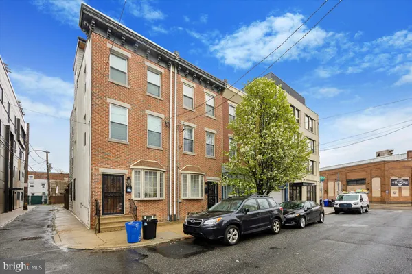 $3,300 | 110 Richmond Street, Philadelphia, PA 19125