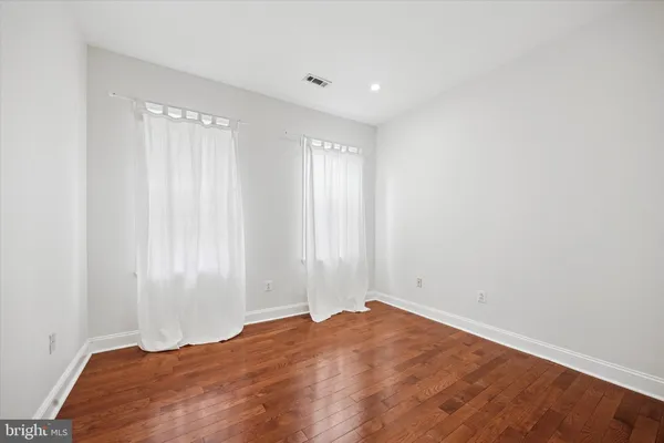 $3,300 | 110 Richmond Street, Philadelphia, PA 19125