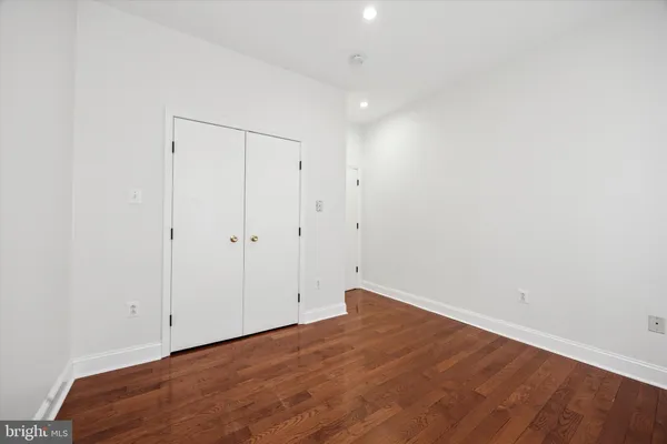 $3,300 | 110 Richmond Street, Philadelphia, PA 19125