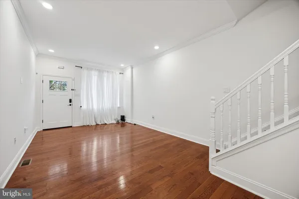 $3,300 | 110 Richmond Street, Philadelphia, PA 19125