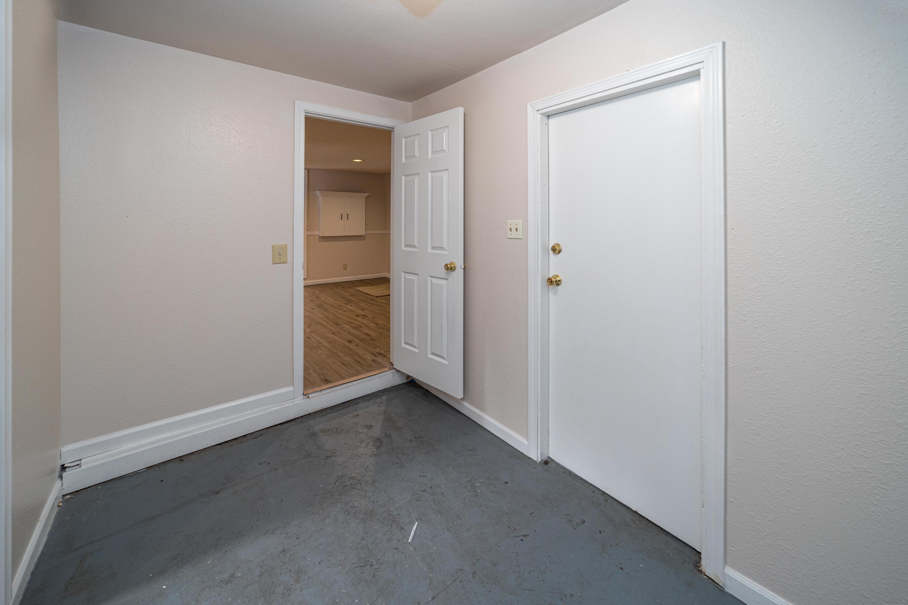1624 Lukes Road La Pine, OR 97739 - Photo 15 of 29 1624_Lukes_Rd_HighRes-40
