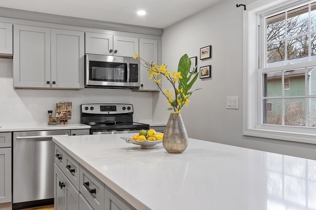 1 Larson Road Wilmington, MA 01887 - Photo 11 of 42 Gallery Image 11