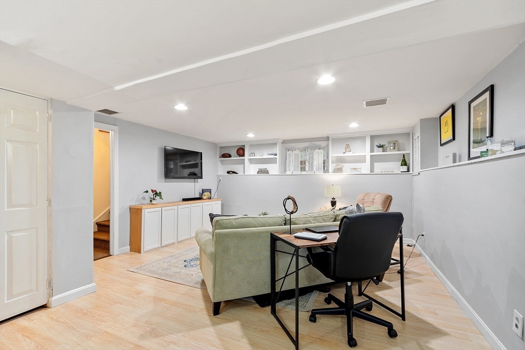 1 Larson Road Wilmington, MA 01887 - Photo 31 of 42 Gallery Image 31
