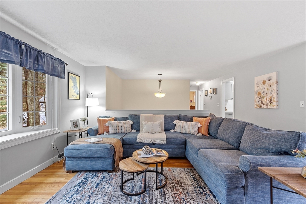 1 Larson Road Wilmington, MA 01887 - Photo 5 of 42 Gallery Image 5
