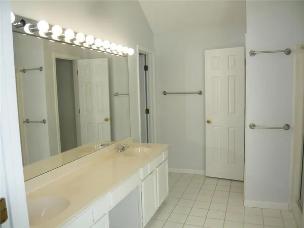 $3,000 | 10970 Egmont Drive, Johns Creek, GA 30022