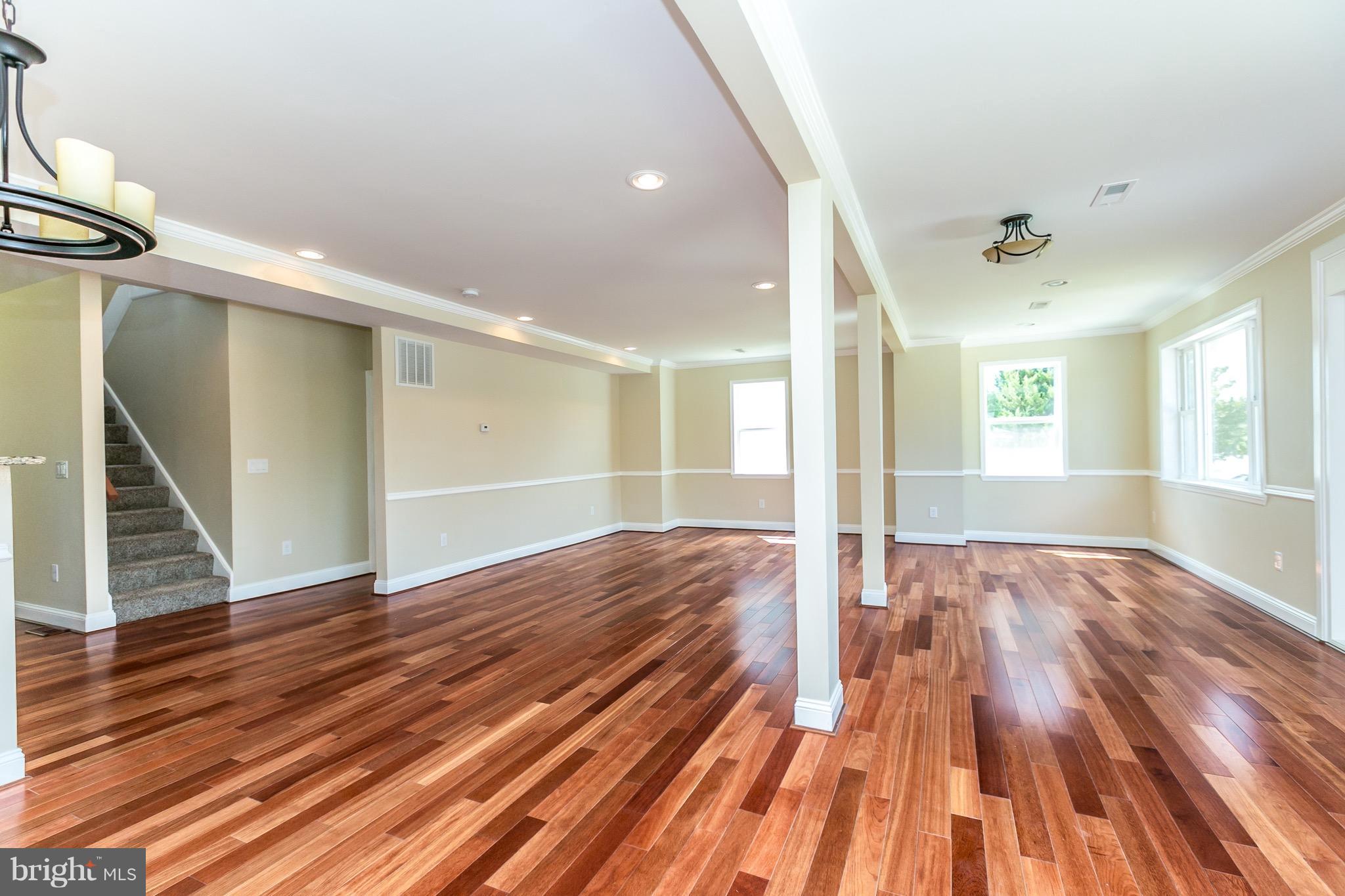 115 Nelson Road Pikesville, MD 21208 - Photo 8 of 30 Living Room