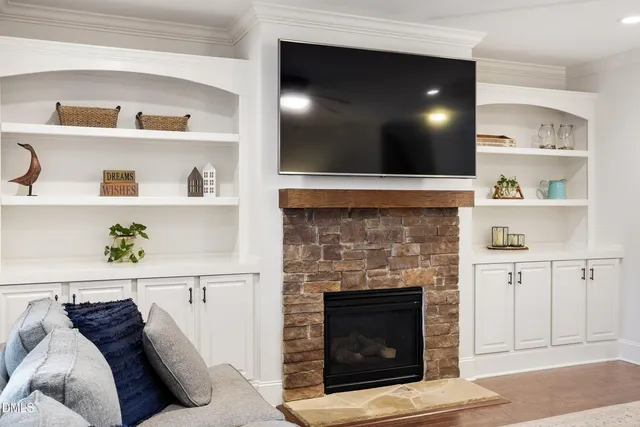 $1,075,000 | 209 Ashdown Forest Lane, Cary, NC 27519