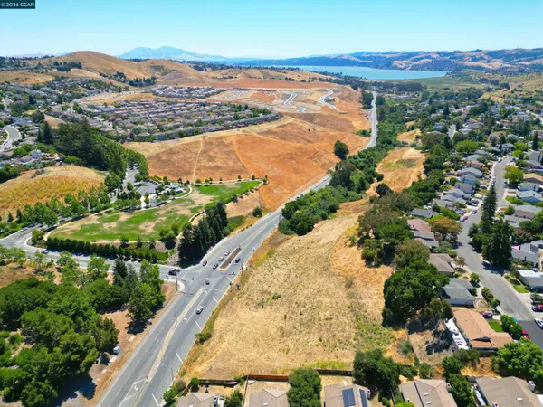 $775,000 | 1025 Columbus Parkway, Vallejo, CA 94591