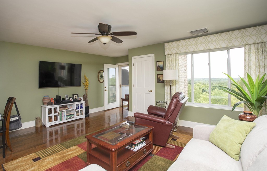 915 Hathaway Road, Unit 407 New Bedford, MA 02740 - Photo 15 of 39